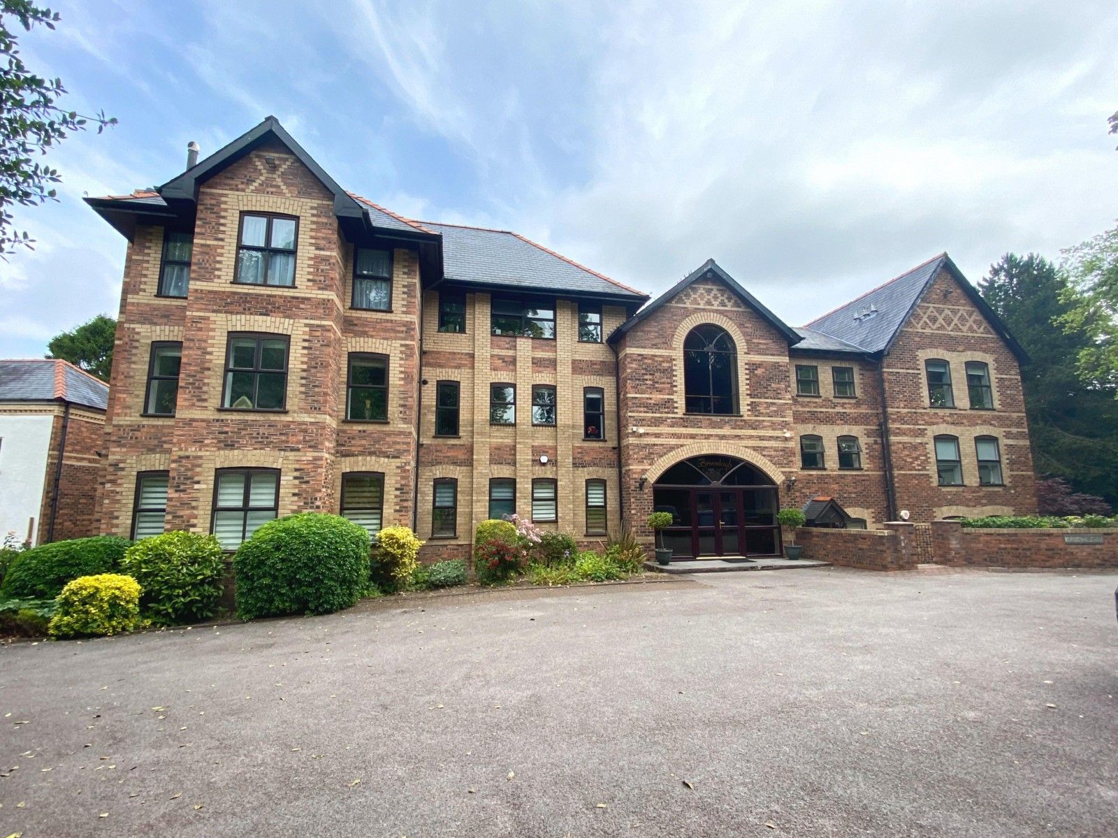 3 bed flat for sale in Booth Road, Altrincham WA14 Zoopla