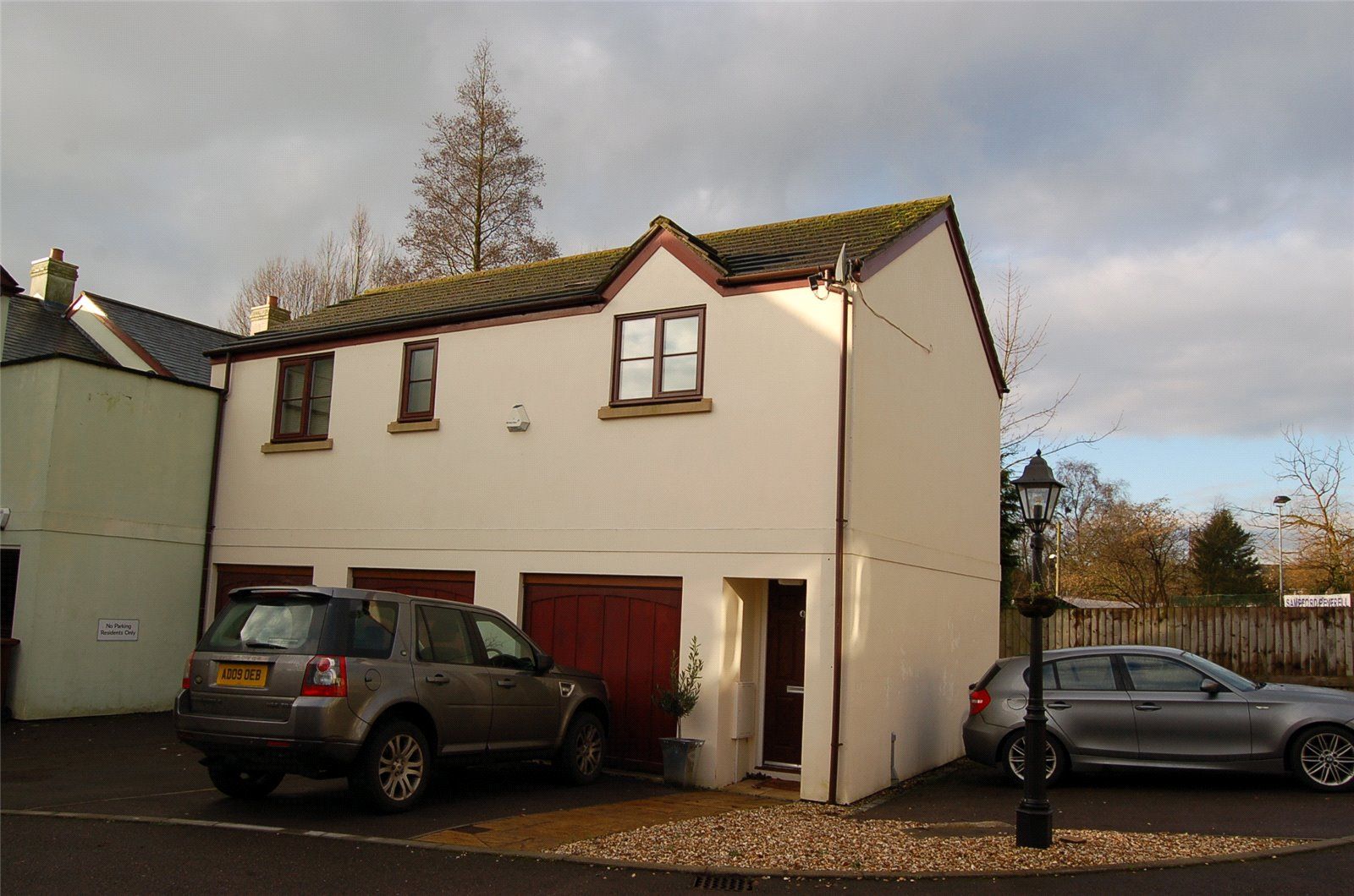 2 bed flat to rent in Smithys Way, Sampford Peverell, Tiverton, Devon