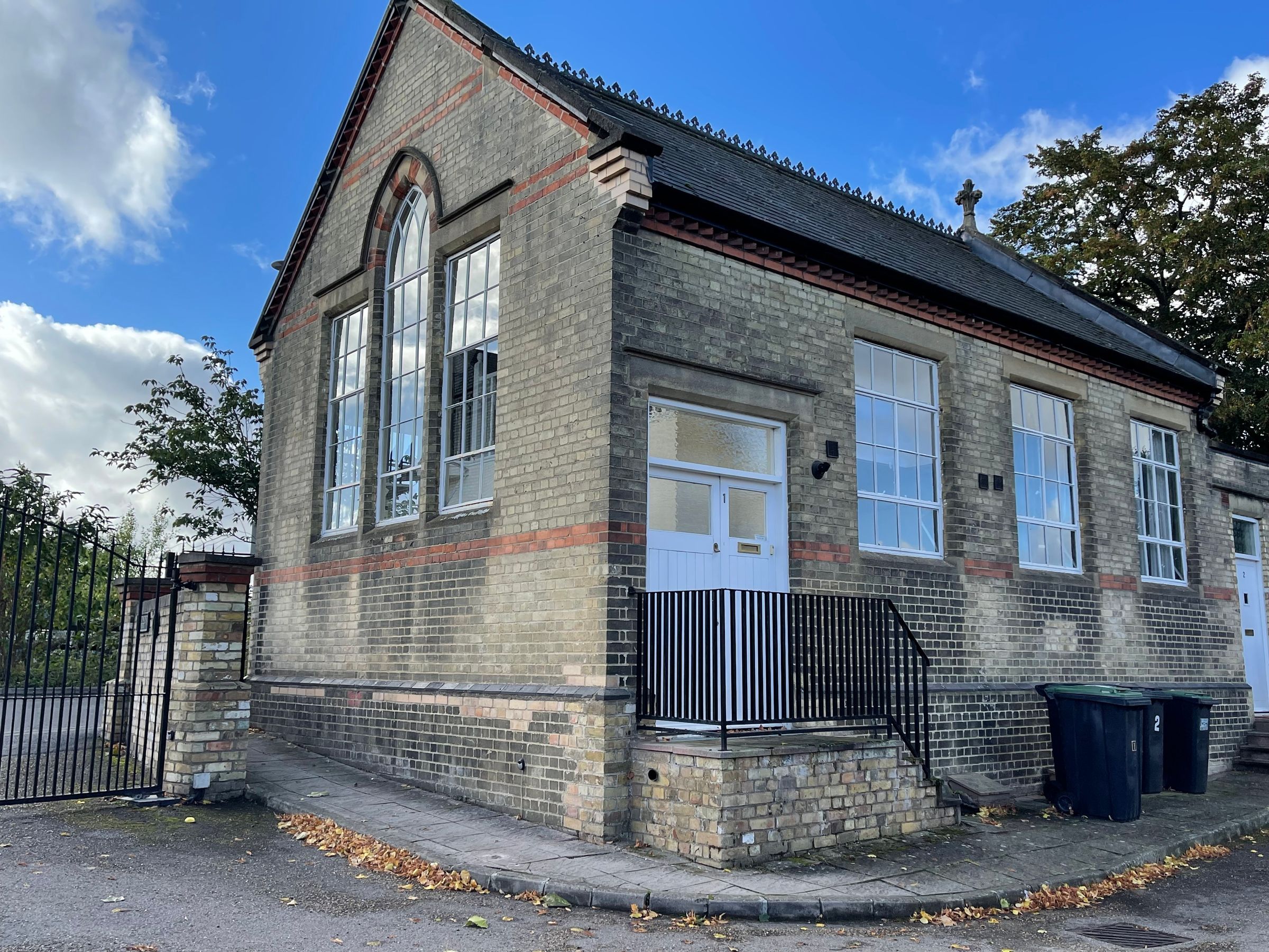 1 bed semidetached house for sale in Claremont Court, Rose Lane