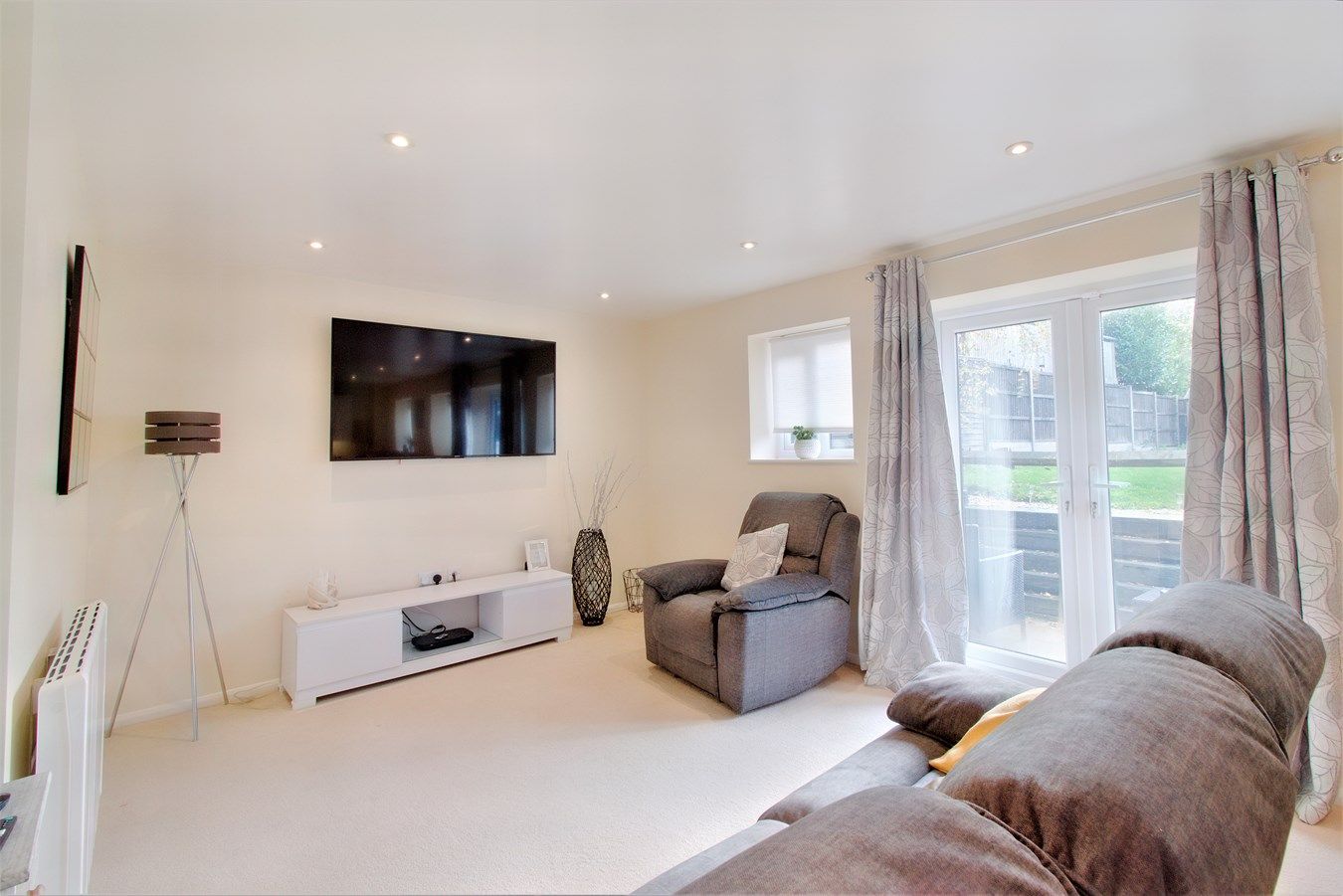 1 bed flat for sale in Norwood Lane, Meopham, Gravesend DA13 Zoopla