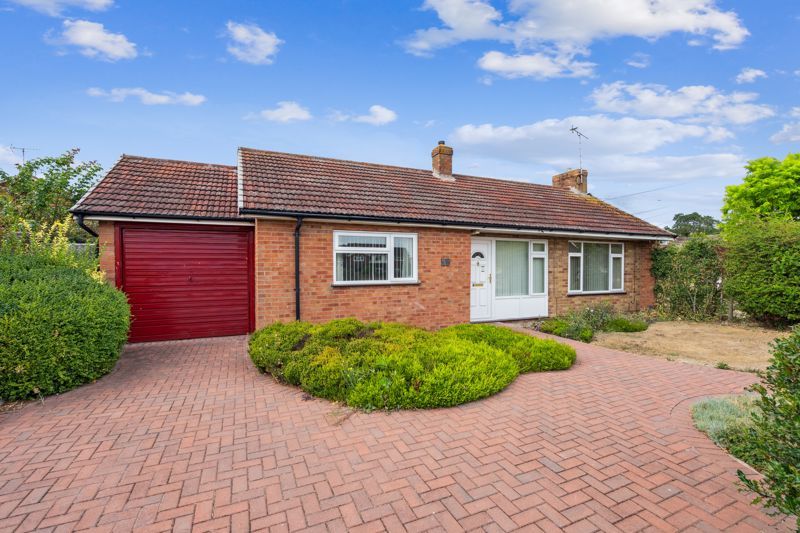2 bed bungalow for sale in Park Road, Didcot OX11 Zoopla