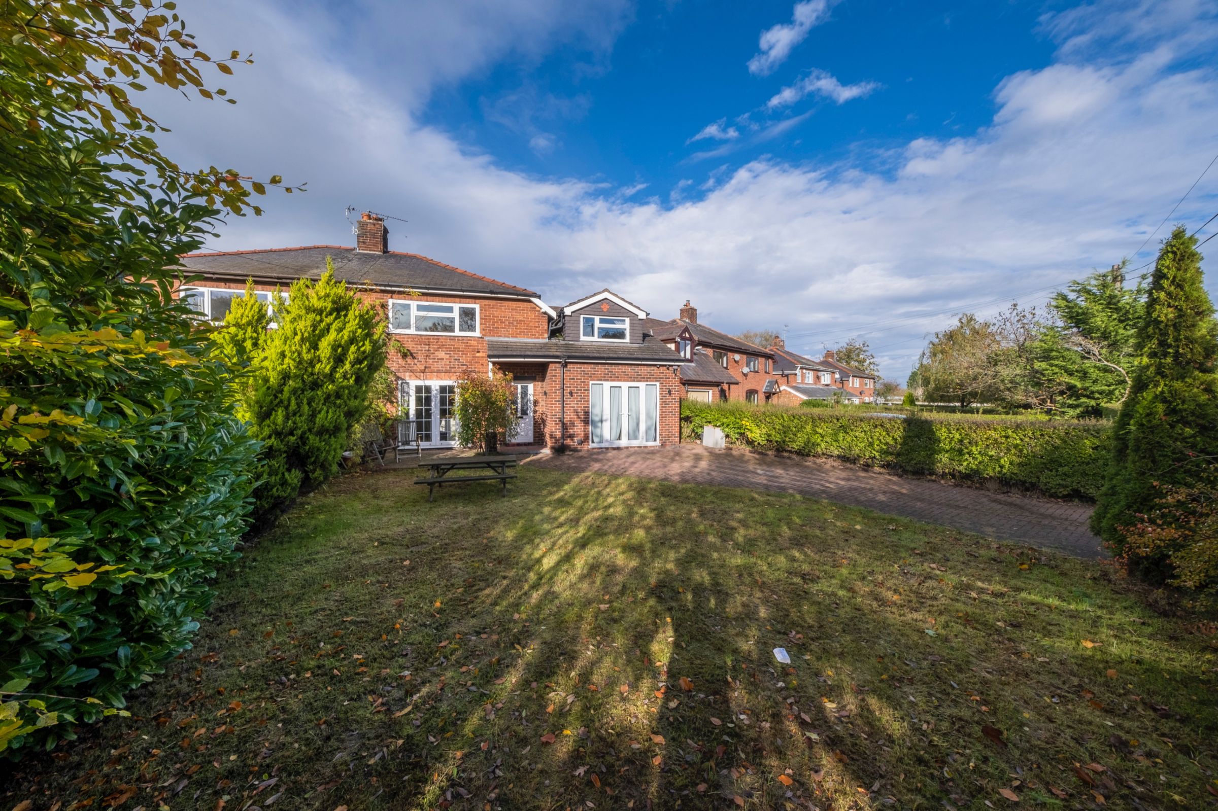 5 bed semidetached house for sale in Ince Lane, Wimbolds Trafford