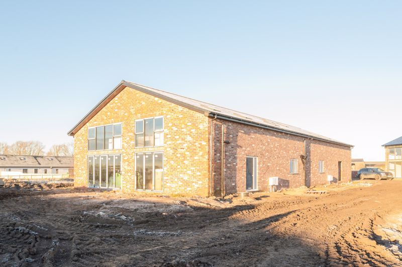 4 bed barn conversion for sale in Broad Lane, Aughton, Ormskirk L39