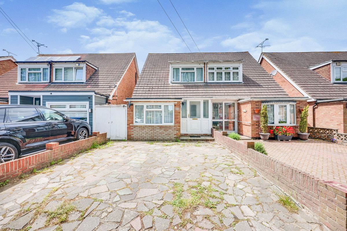 2 bed semidetached house for sale in Hamstel Road, SouthendOnSea SS2