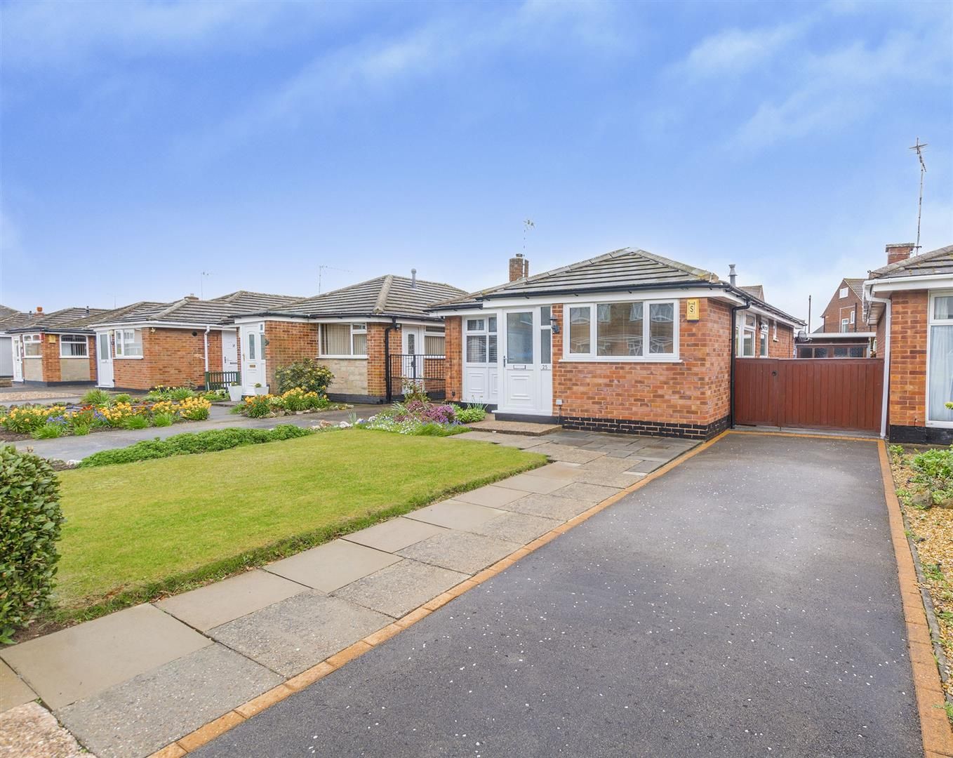 2 bed detached bungalow for sale in Kirkdale Road, Long Eaton
