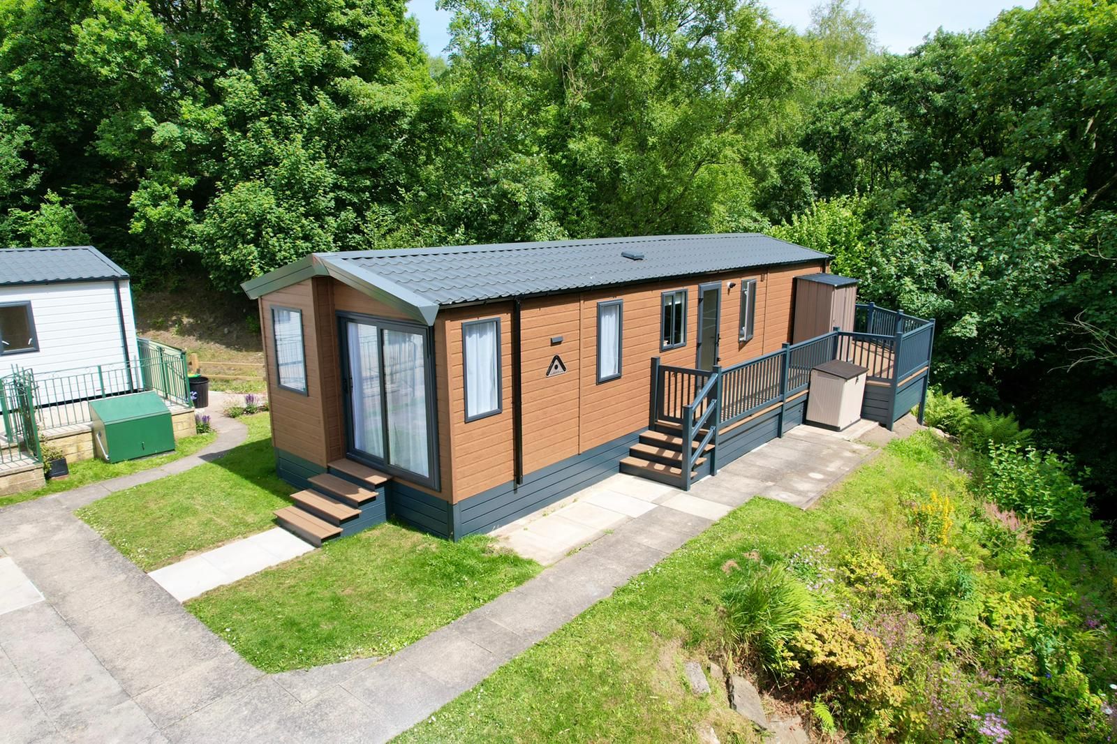 2 bed lodge for sale in Hawksworth, Leeds LS20 Zoopla