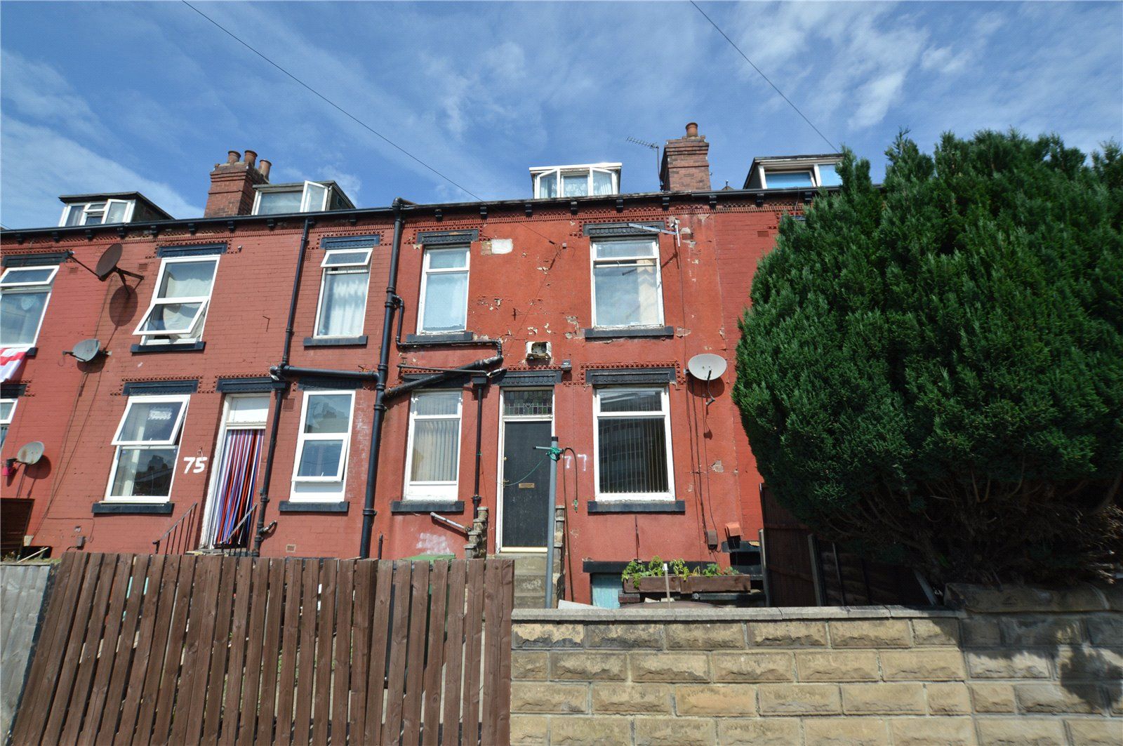 Clifton Grove, Leeds, West Yorkshire LS9  