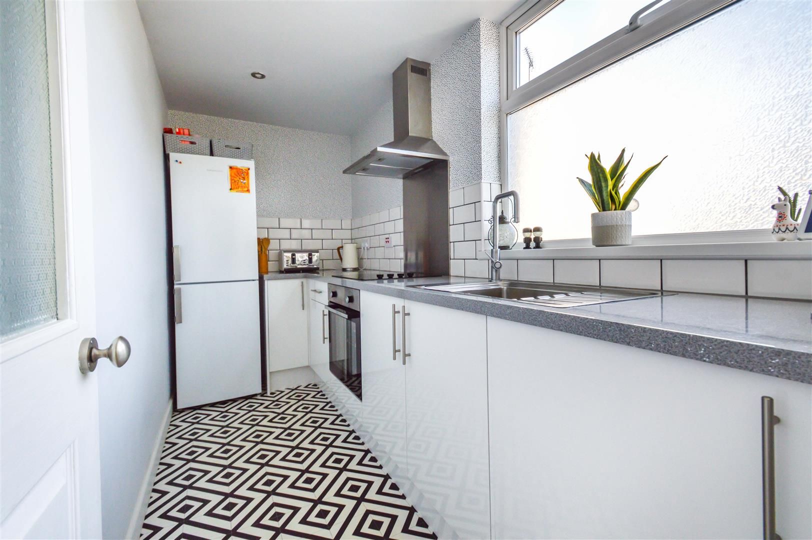 1 bed flat for sale in Gleneagles Park, Hull HU8 Zoopla