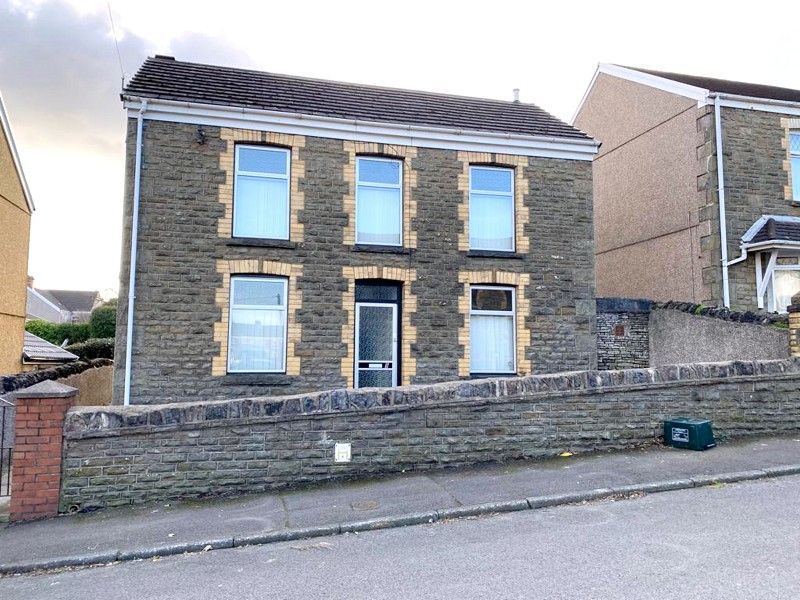 4 bed detached house for sale in Bosworth Road, Skewen, Neath. SA10 Zoopla