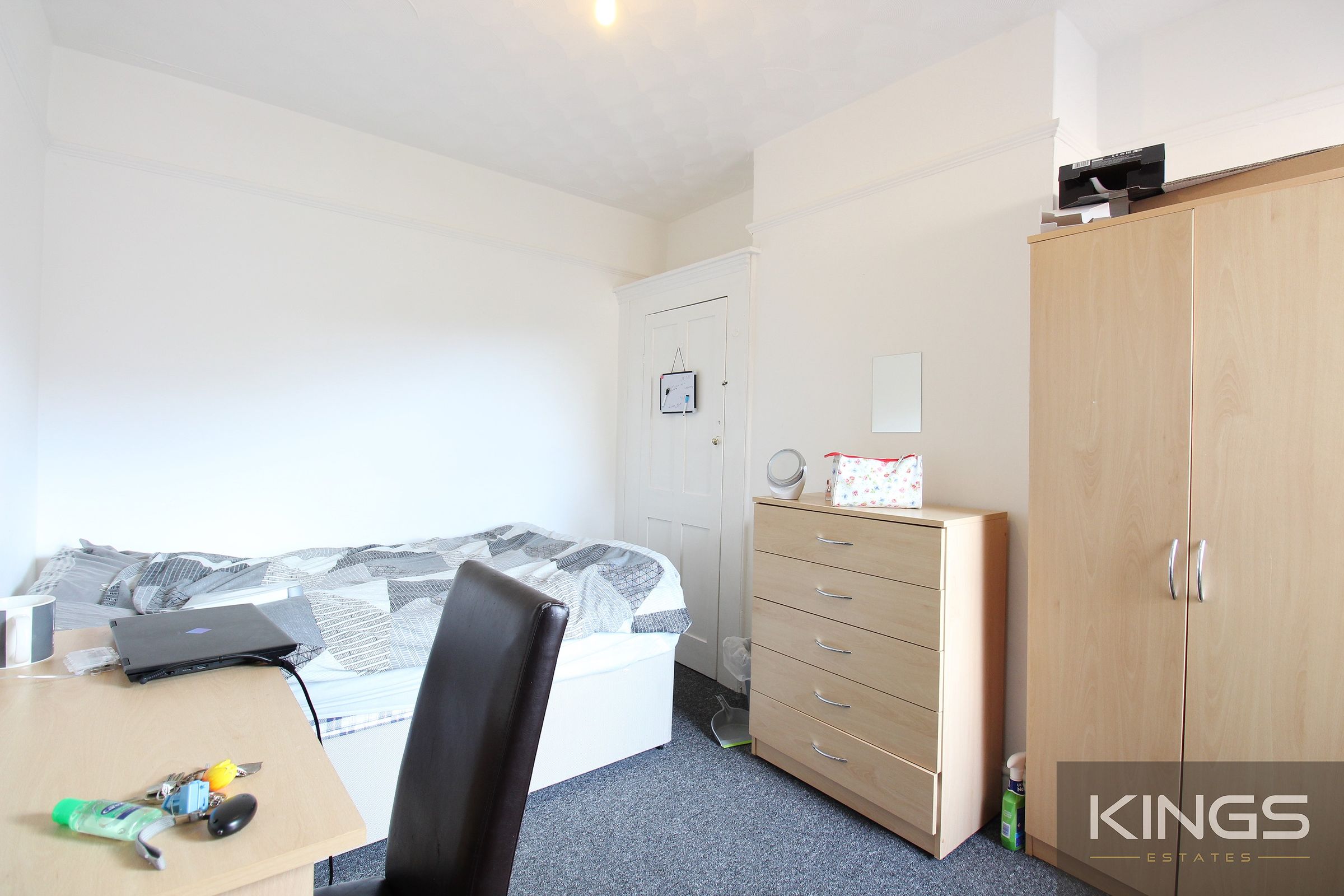 2 bed flat to rent in Portswood Road, Southampton SO17 Zoopla