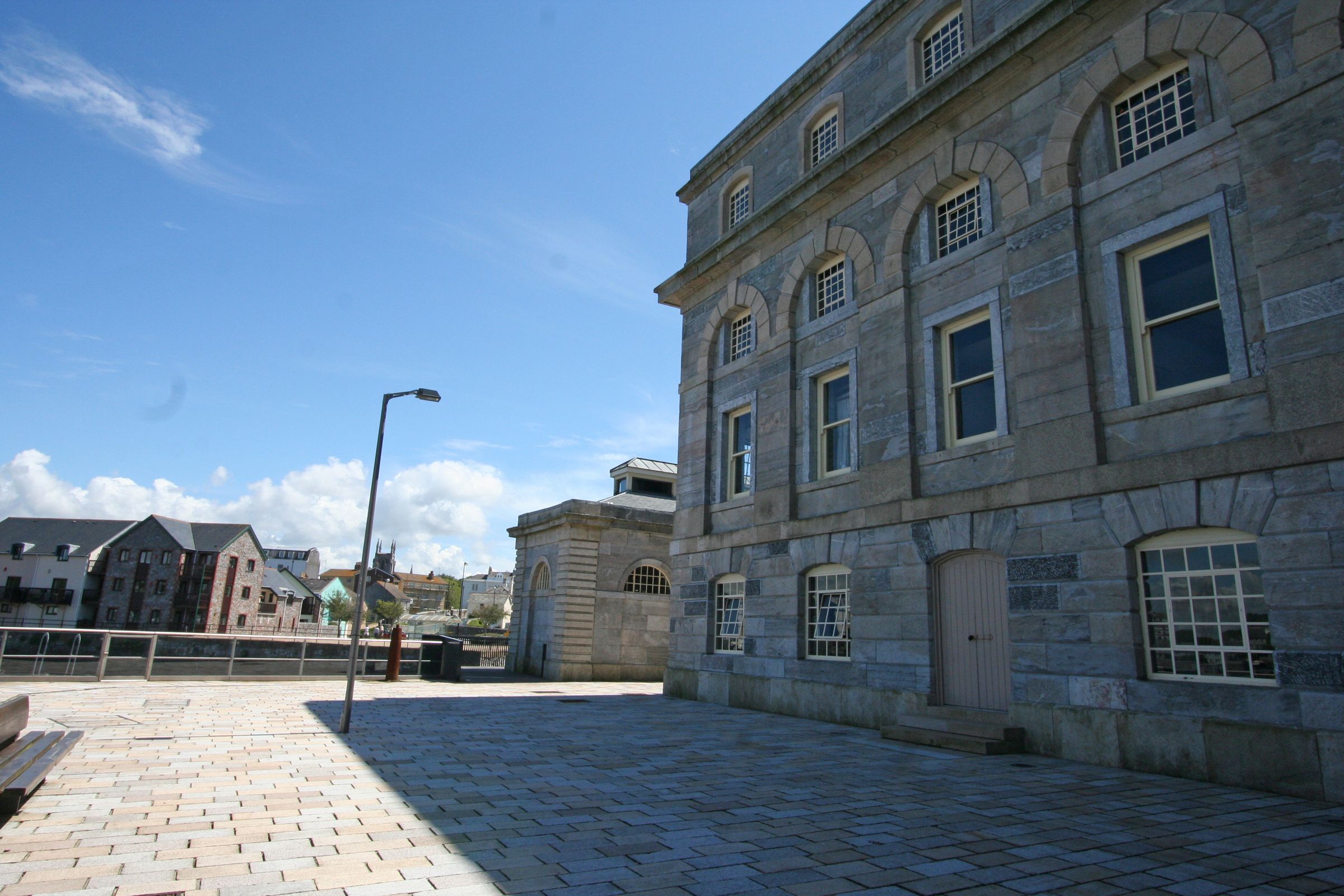 1-bed-flat-for-sale-in-mills-bakery-royal-william-yard-plymouth-pl1