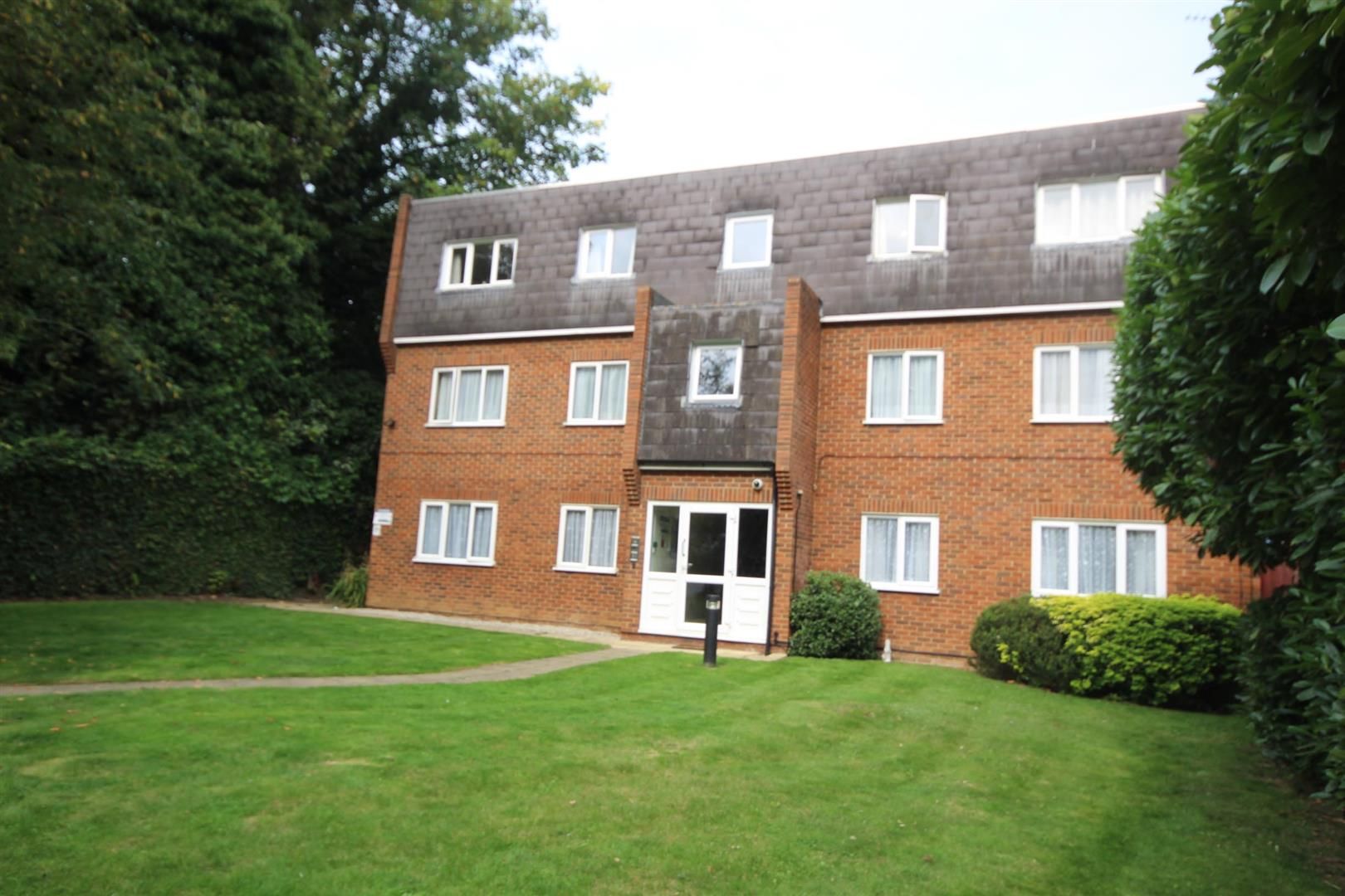 10 London Road Brentwood Brentwood CM14