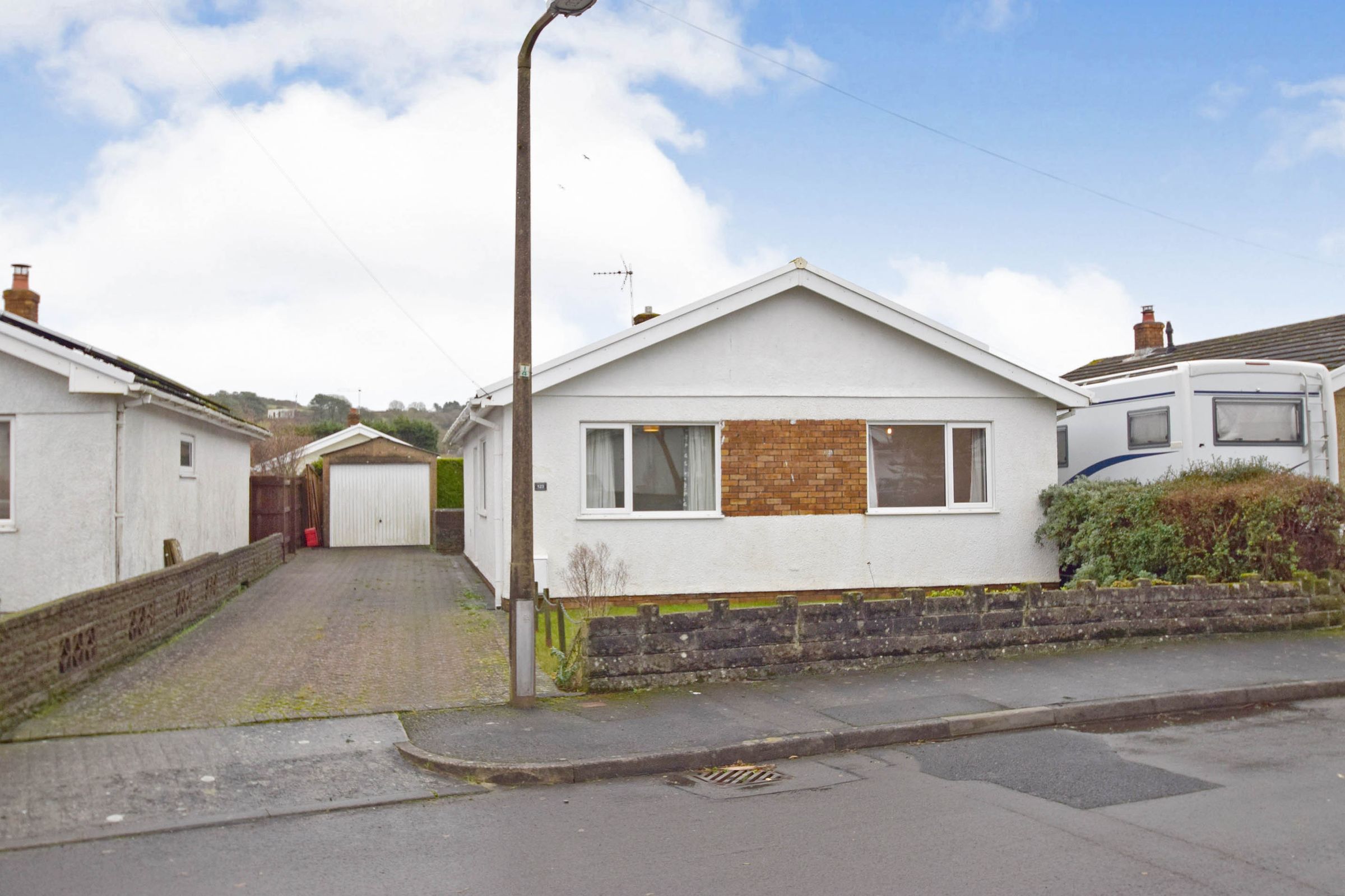 3 bed detached bungalow for sale in Pencaerfenni Park, Crofty SA4 Zoopla