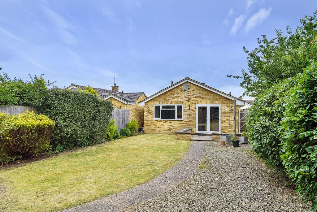 3 bed detached bungalow for sale in Ducklington, Oxfordshire OX29 Zoopla