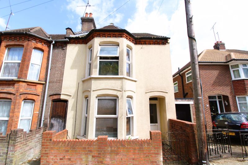 5 bed property for sale in Five Bedroom HMO, Ashburnham Road, Luton LU1