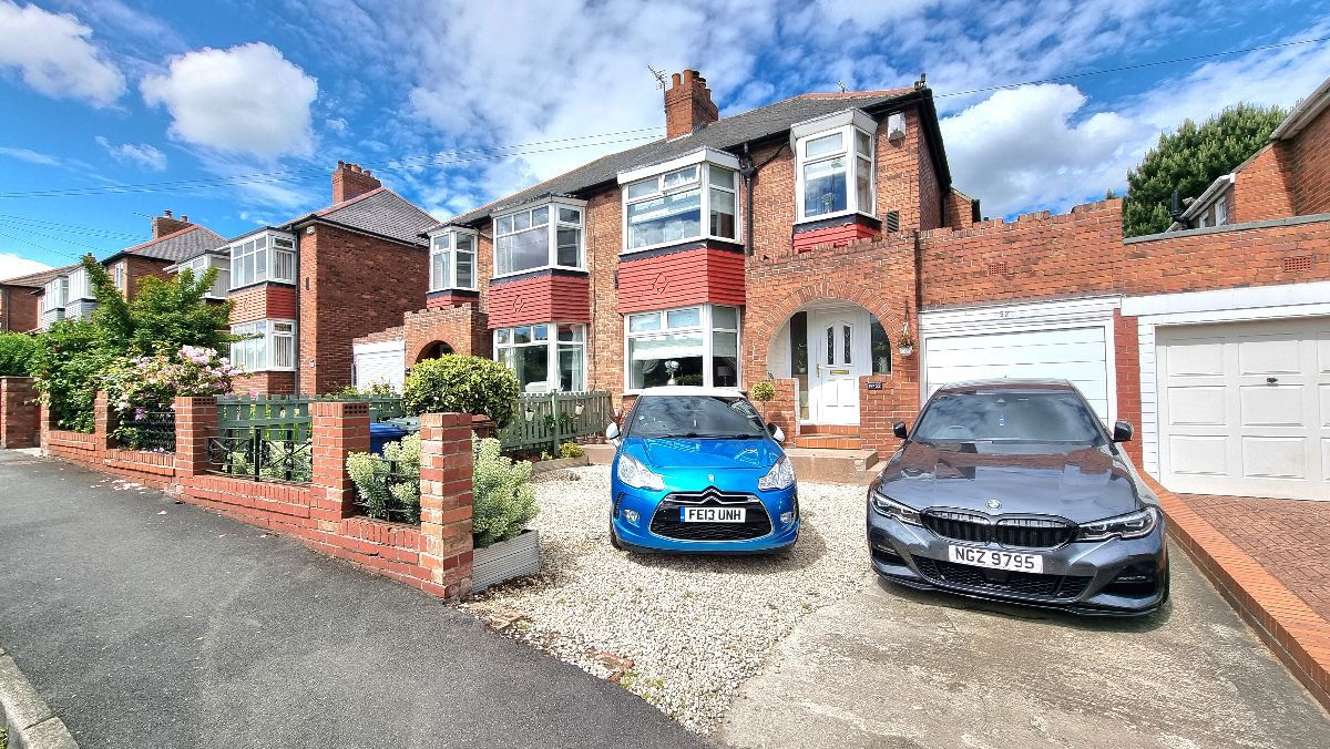 3 bed semidetached house for sale in The Roman Way, West Denton