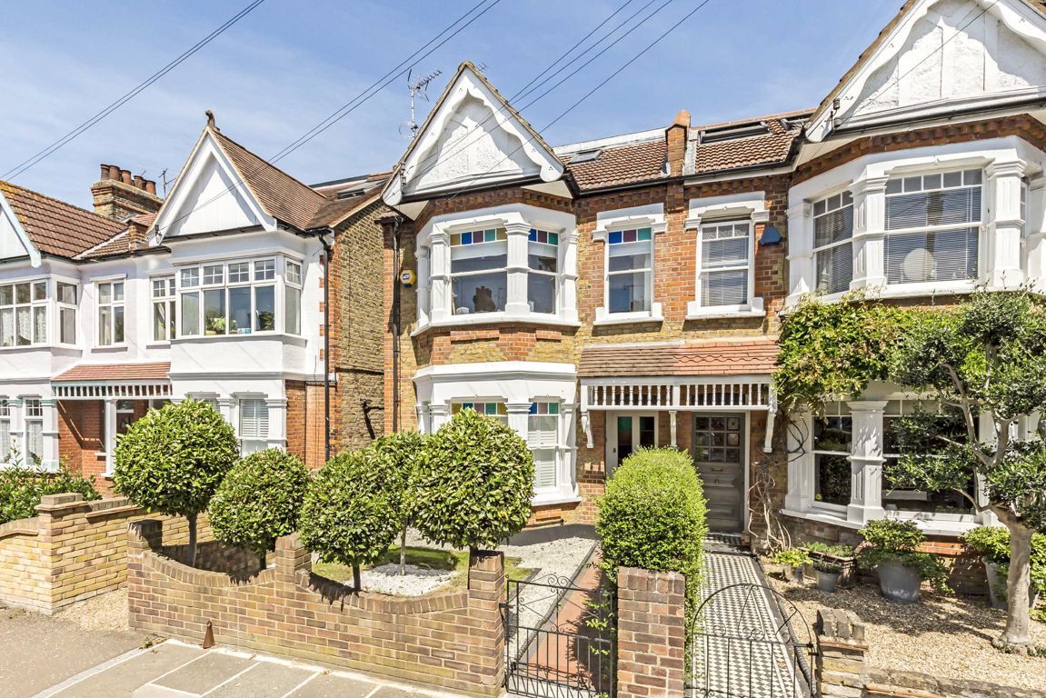 Shalstone Road, London SW14