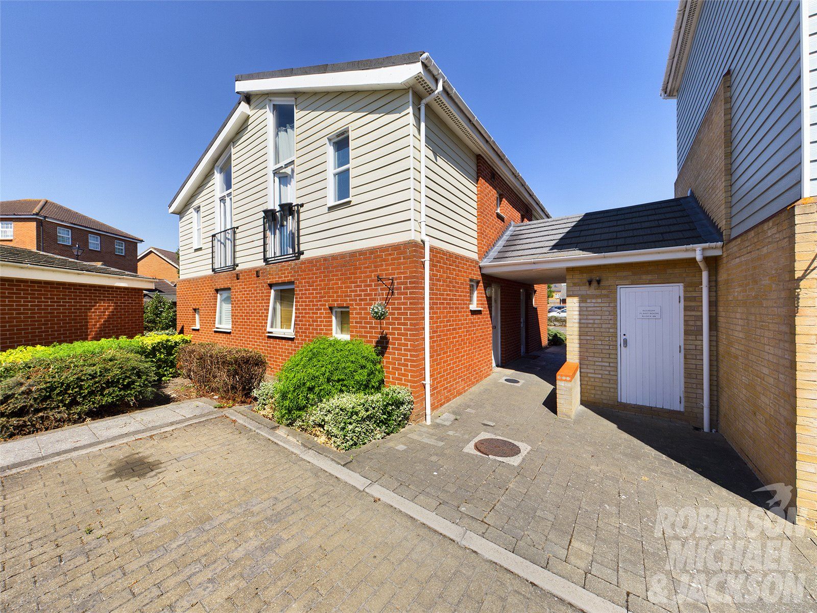 1 bed flat for sale in Onyx Drive, Sittingbourne, Kent ME10 Zoopla