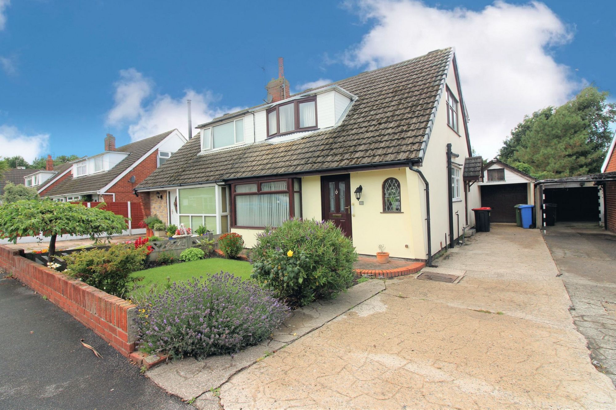 3 bed semidetached house for sale in Fordstone Avenue, Preesall FY6