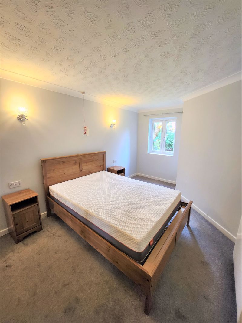 1 bed flat to rent in Belfry Drive, Wollaston, Stourbridge DY8 Zoopla