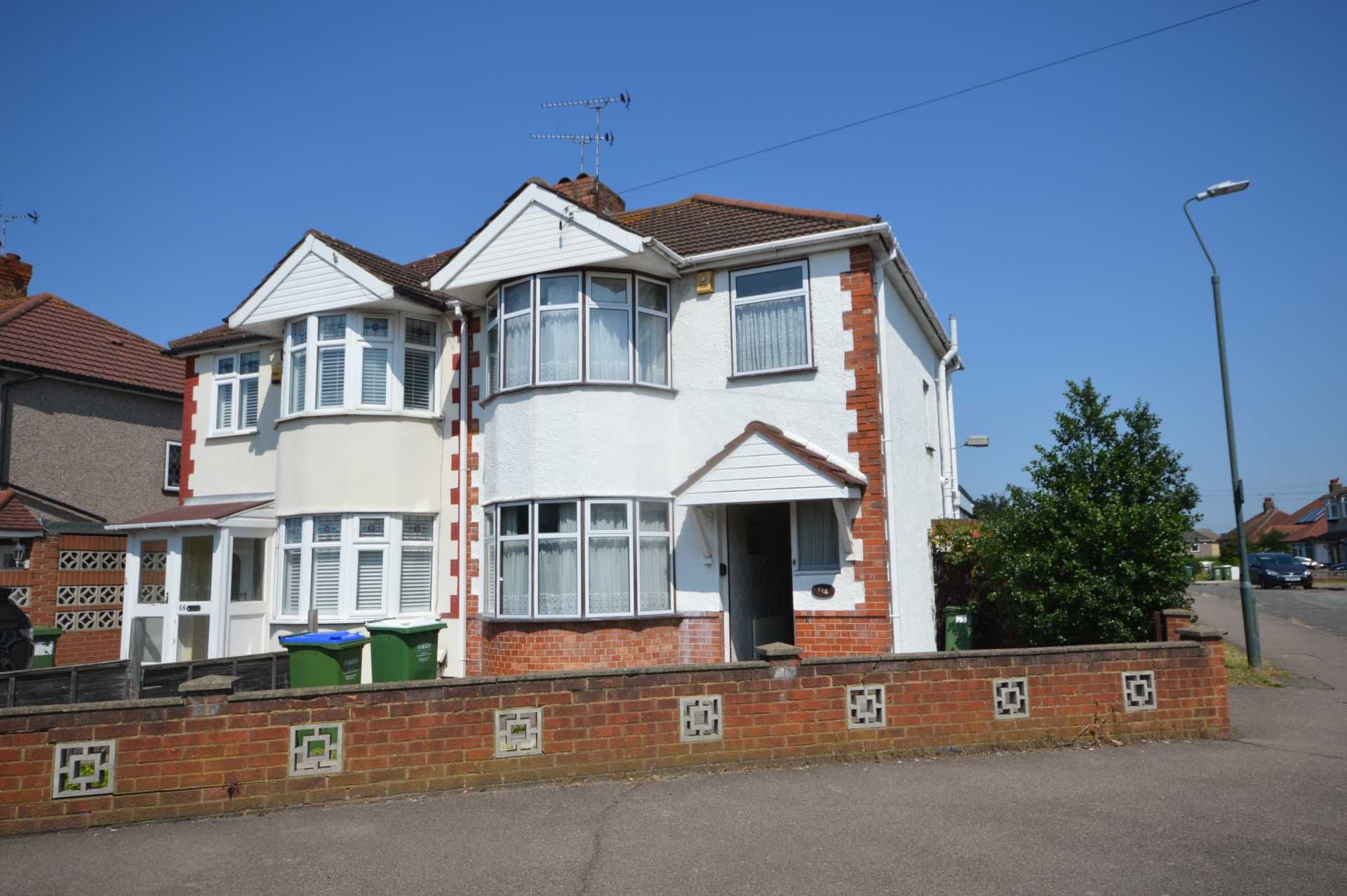 3 bed property for sale in Parsonage Manor Way, Upper Belvedere DA17