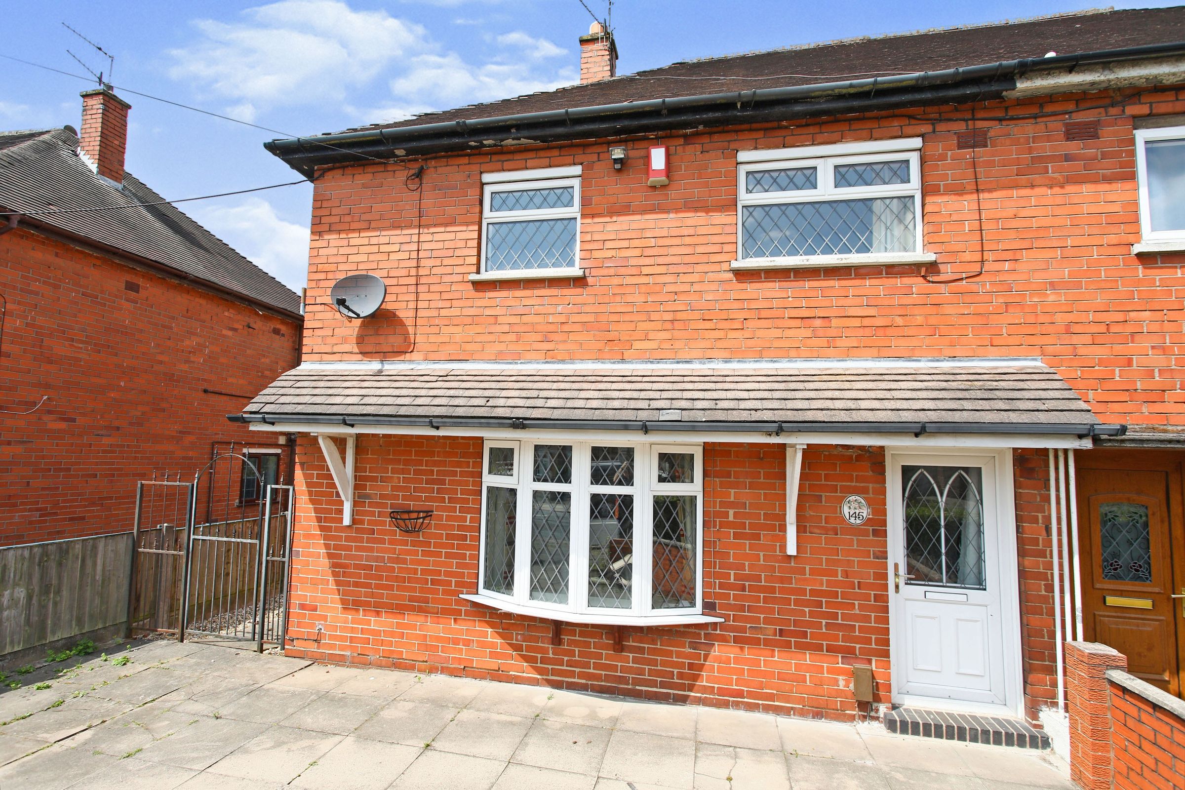 3 bed semidetached house for sale in Pinfold Avenue, Norton, StokeOn