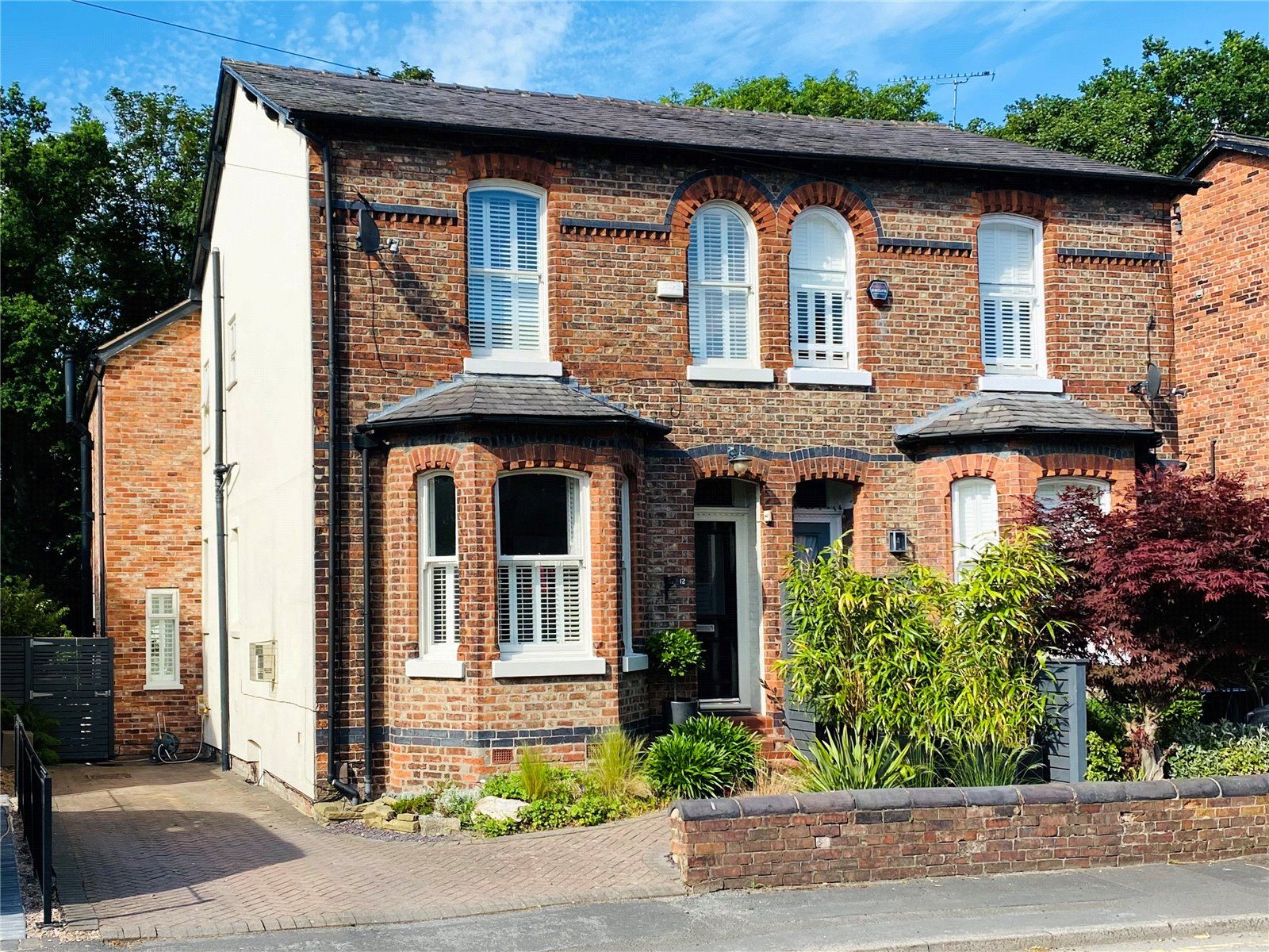 Hawthorn Grove Wilmslow Cheshire SK9  