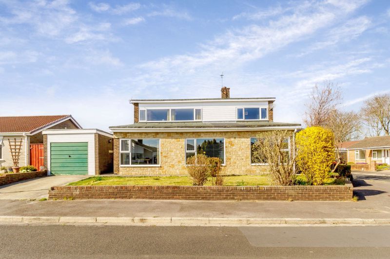 3 bed detached house for sale in Aylmer Grove, Newton Aycliffe DL5 Zoopla