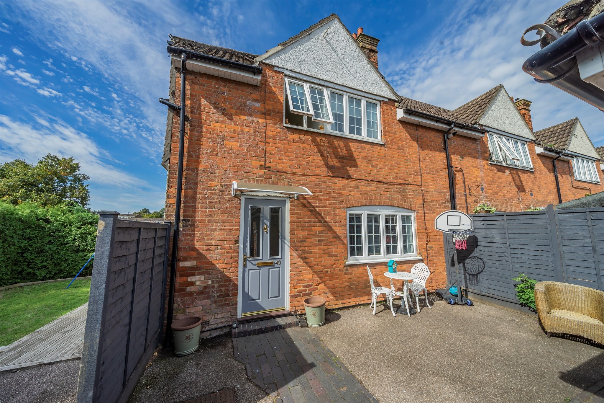 3 bed semidetached house for sale in Brook Street, Tring HP23 Zoopla