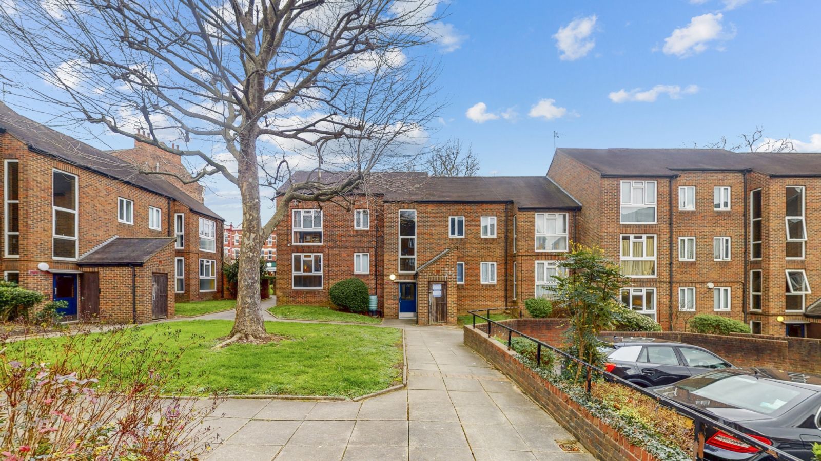 1 bed flat for sale in Diploma Avenue, London N2 Zoopla