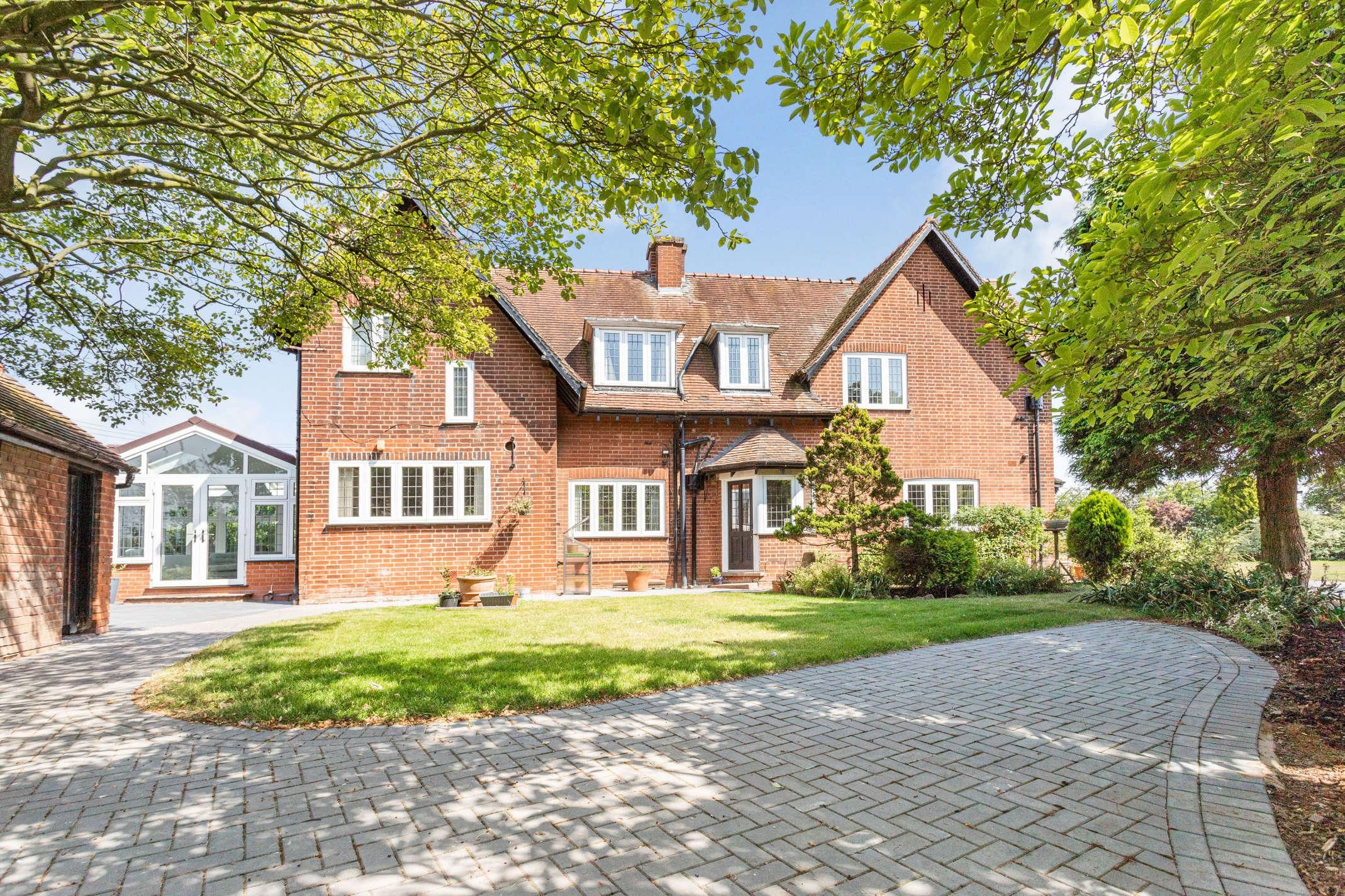 5 bed detached house for sale in Tamworth Road, Nether Whitacre