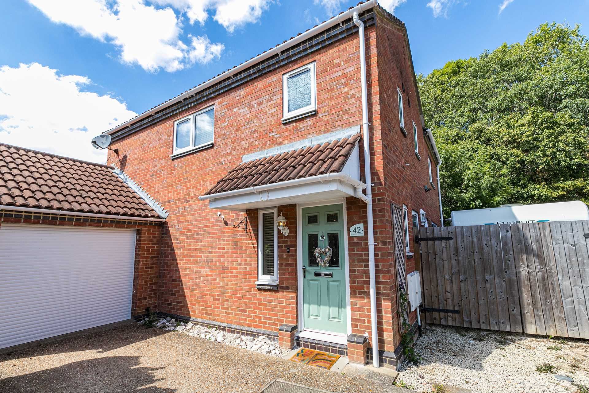 4 bed detached house for sale in Smeaton Close, Blakelands MK14 Zoopla