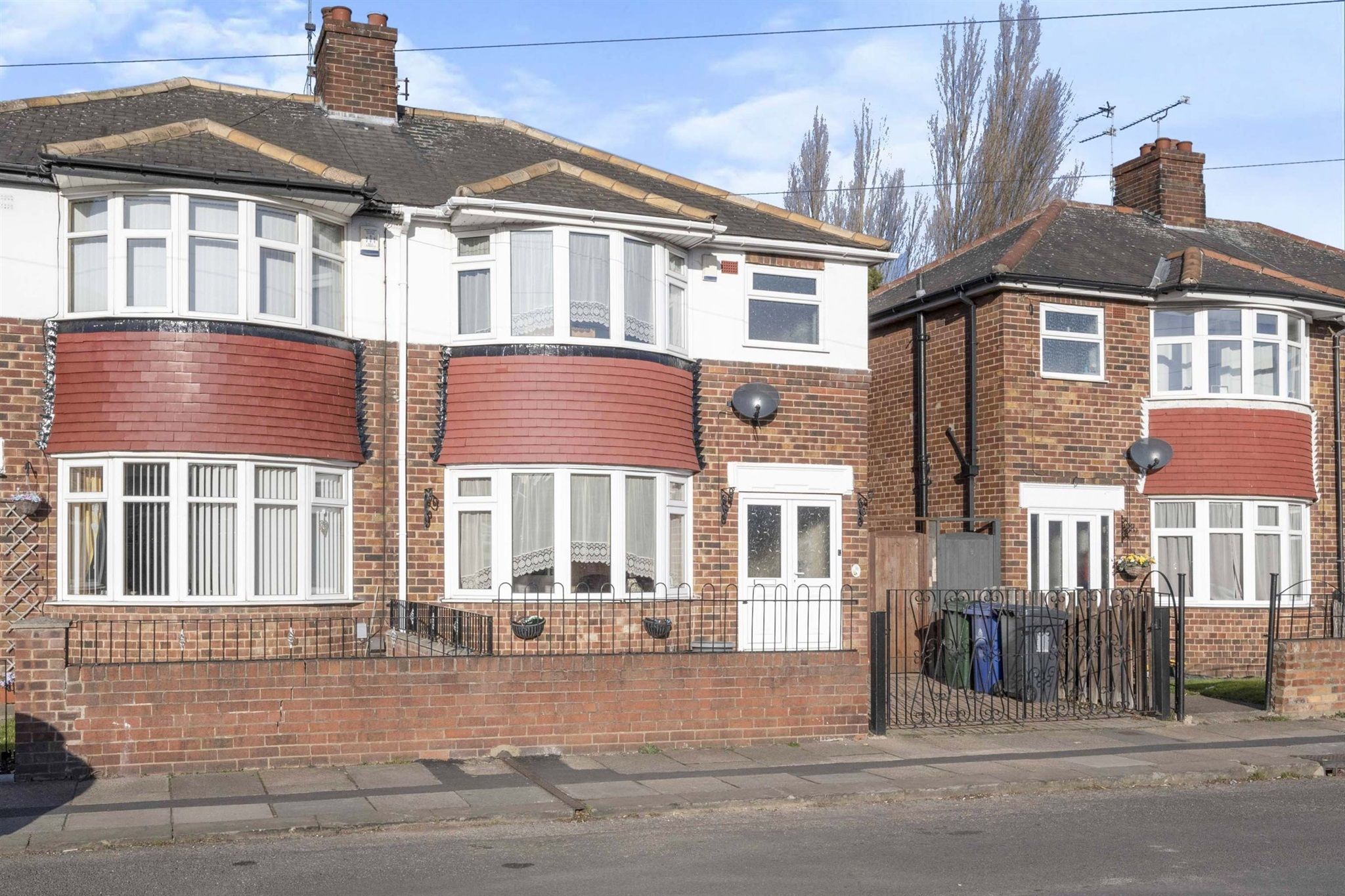 3 bed semidetached house for sale in Florence Avenue, Balby, Doncaster