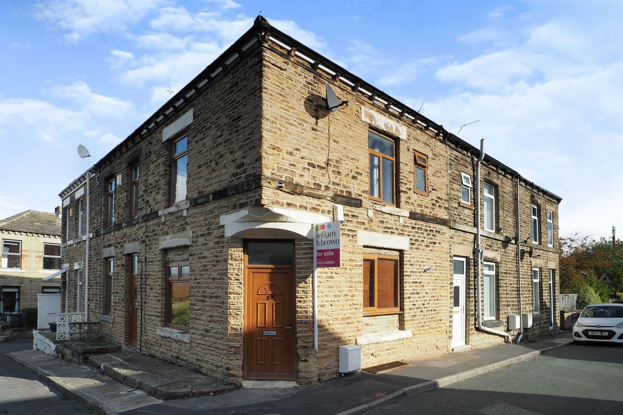 2 bed end terrace house for sale in Kirkgate, Hanging Heaton, Batley WF17 Zoopla