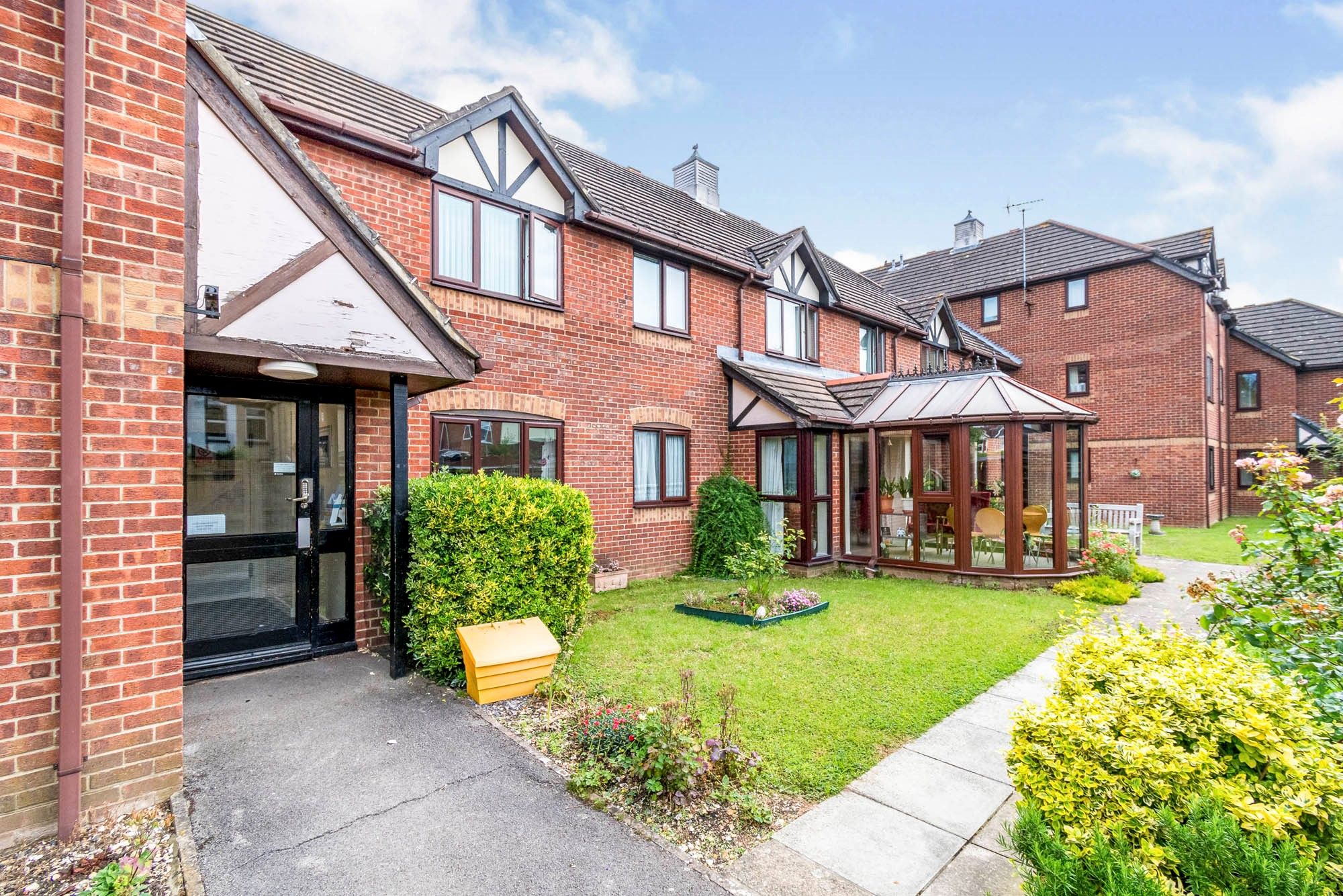 1 bed flat for sale in The Crescent, Eastleigh SO50 Zoopla