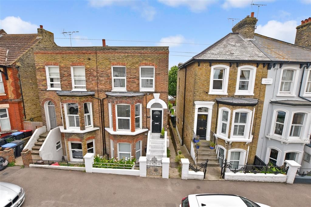 2 bed for sale in South Eastern Road, Ramsgate, Kent CT11