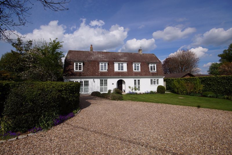 4 bed property for sale in Moat Lane, Prestwood, Great Missenden HP16