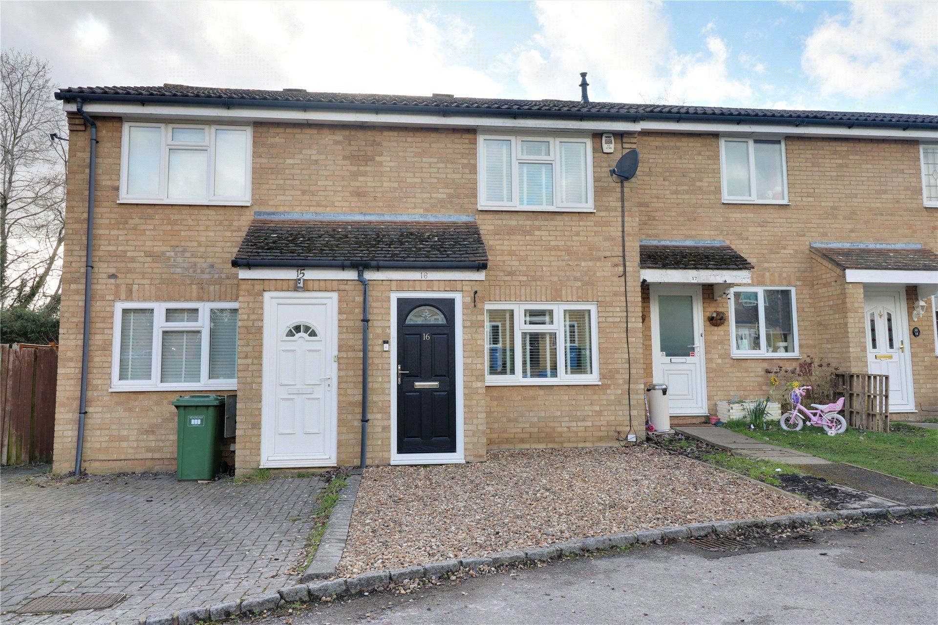 2 bed terraced house for sale in Appletree Way, Owlsmoor, Sandhurst