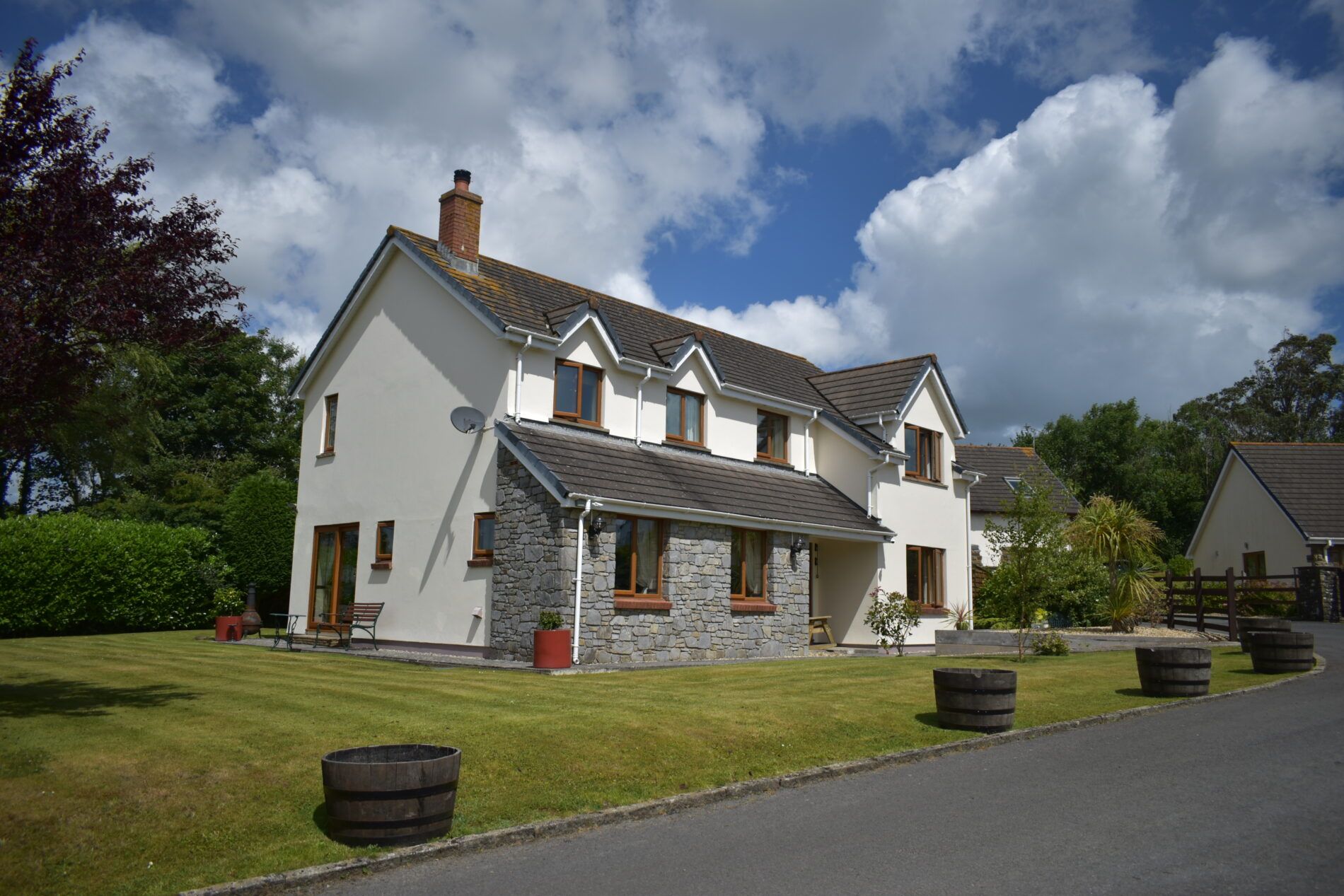 6 bed detached house for sale in Reynalton, Kilgetty SA68 Zoopla