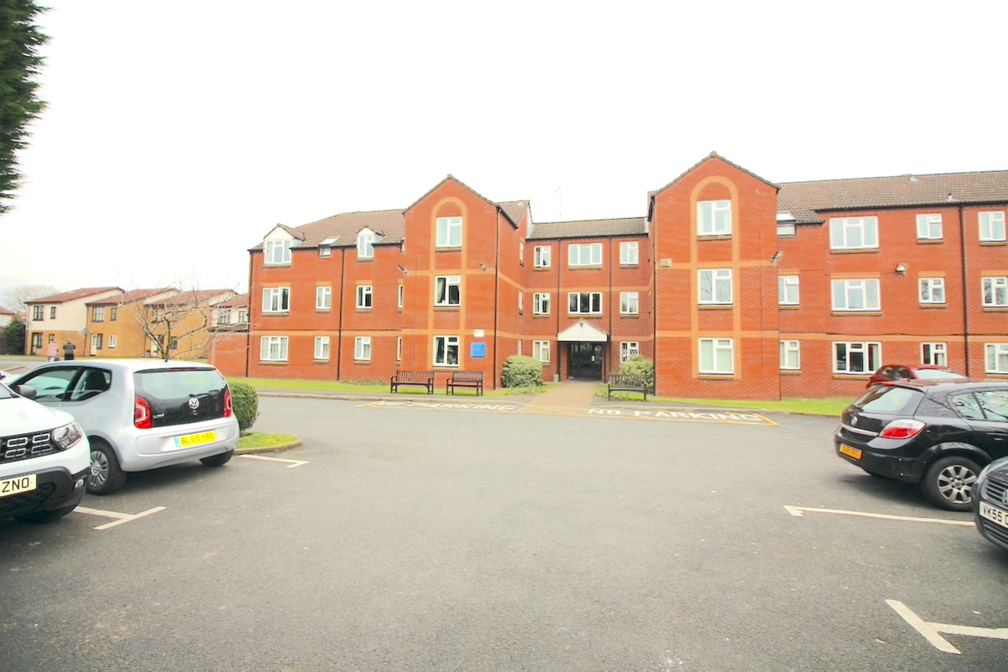 Oak Tree Court 15 Pembroke Way Hall Green Birmingham B28  