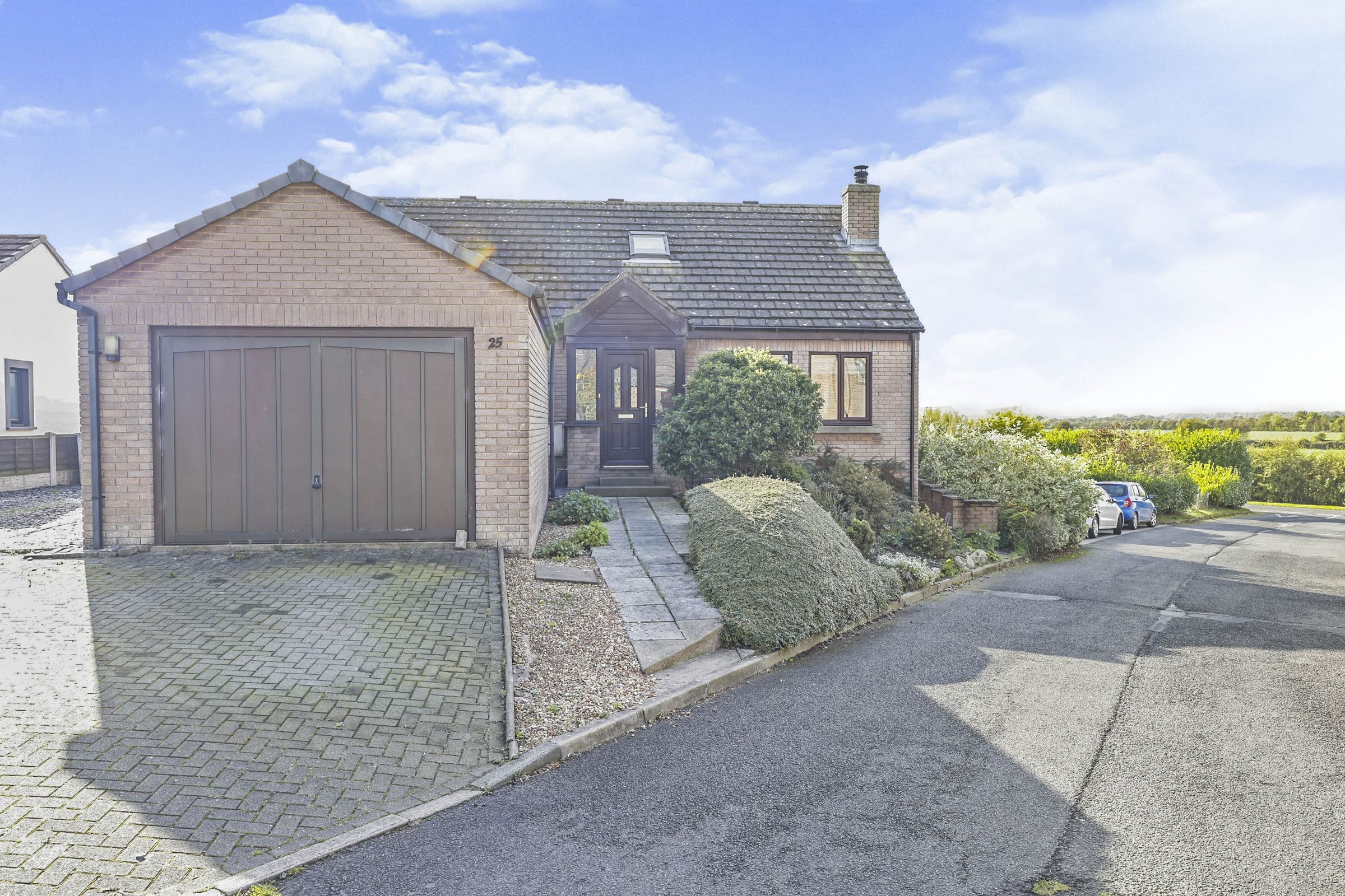 3 bed detached bungalow for sale in Arthuret Drive, Longtown, Carlisle CA6 Zoopla