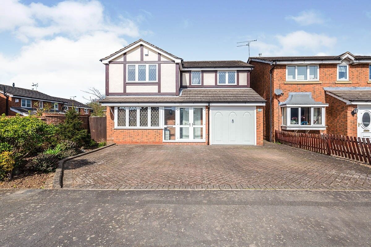 4 bed detached house for sale in Grizedale Grove, Narborough, Leicester