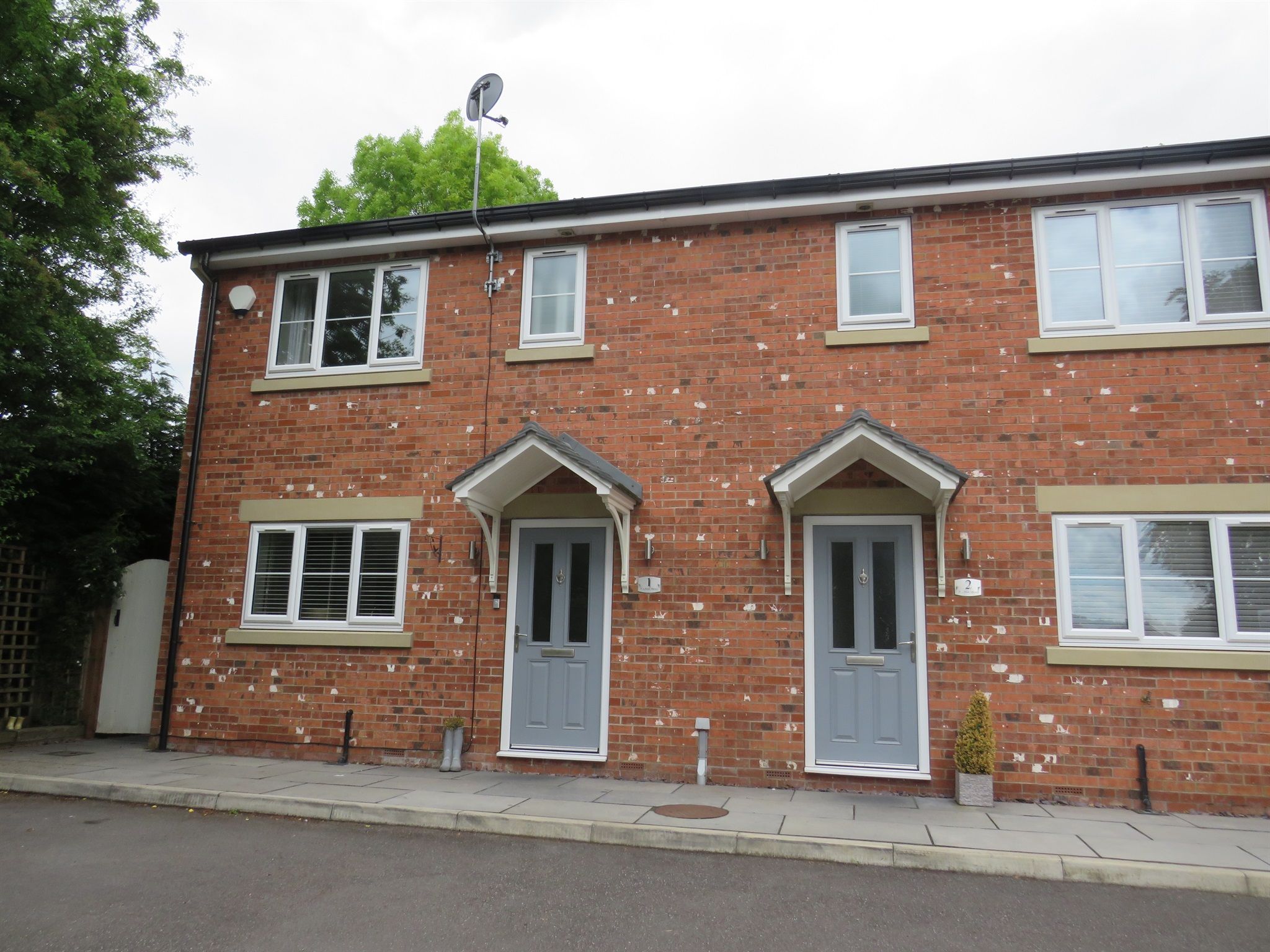 3 bed semidetached house for sale in Main Street, Aughton, Sheffield