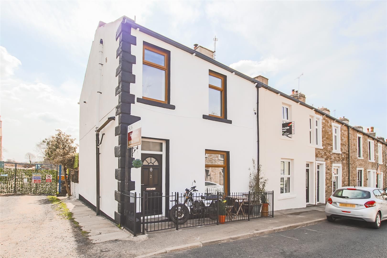 3 bed end terrace house for sale in Commercial Street, Loveclough
