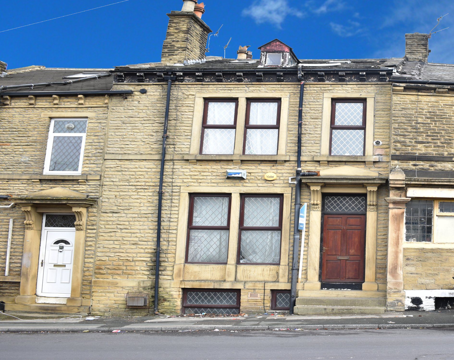 2 bed terraced house for sale in Bradford Road, Idle, Bradford, West