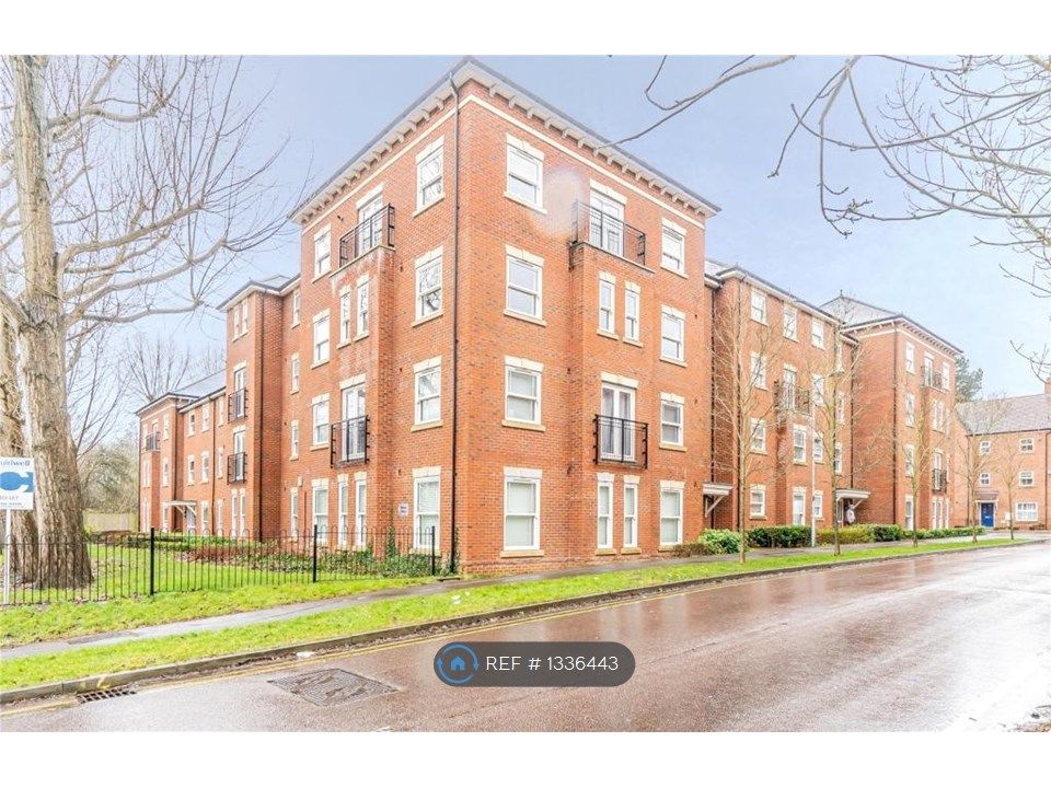 2 bed flat to rent in Watson House, Bletchley, Milton Keynes MK3 Zoopla