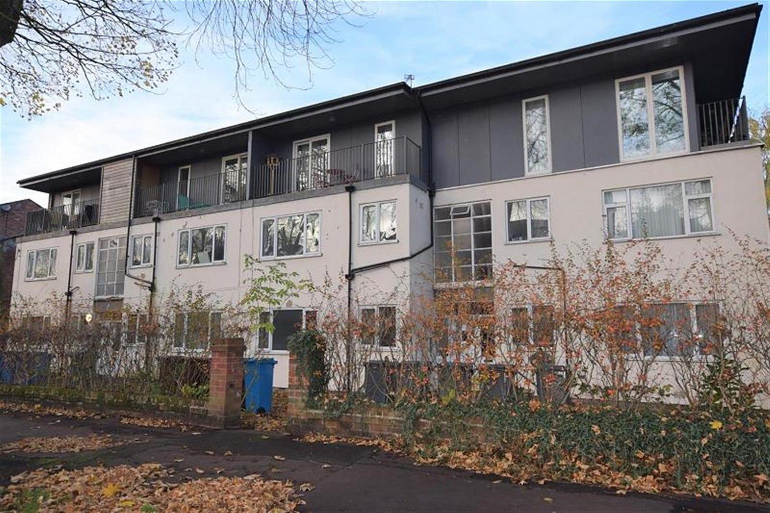 1 bed flat to rent in Block A/Chorlton Court, Brantingham Road