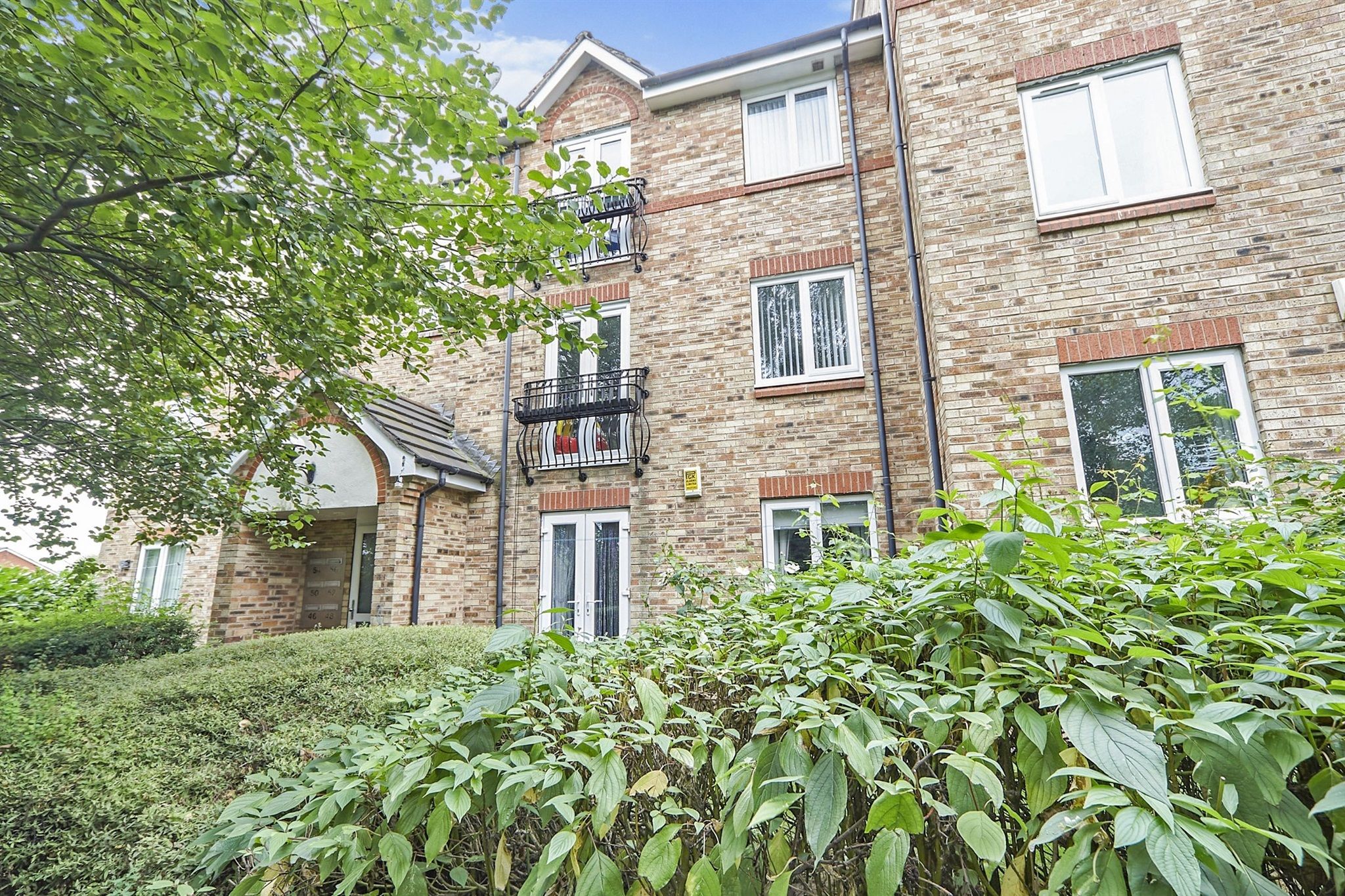 2 bed flat for sale in Swinnow Close, Bramley, Leeds LS13 Zoopla