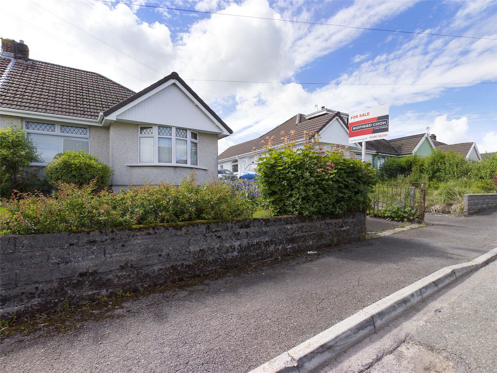 2 bed bungalow for sale in Llandaff Road, Beaufort, Ebbw Vale, Gwent