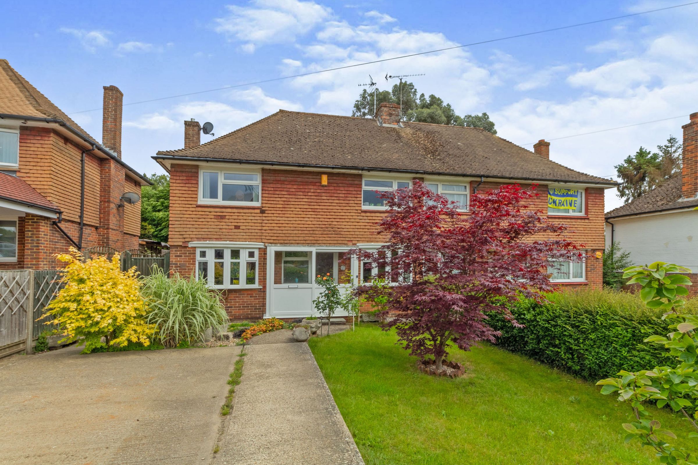 3 bed semidetached house for sale in North Street, Barming, Maidstone